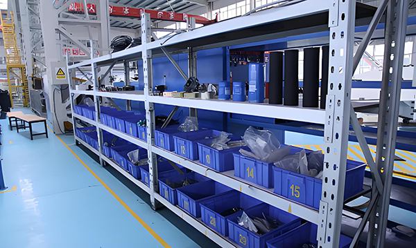 某煤機(jī)集團(tuán)防爆車標(biāo)準(zhǔn)化工位建設(shè)促進(jìn)精益現(xiàn)場建設(shè)案例