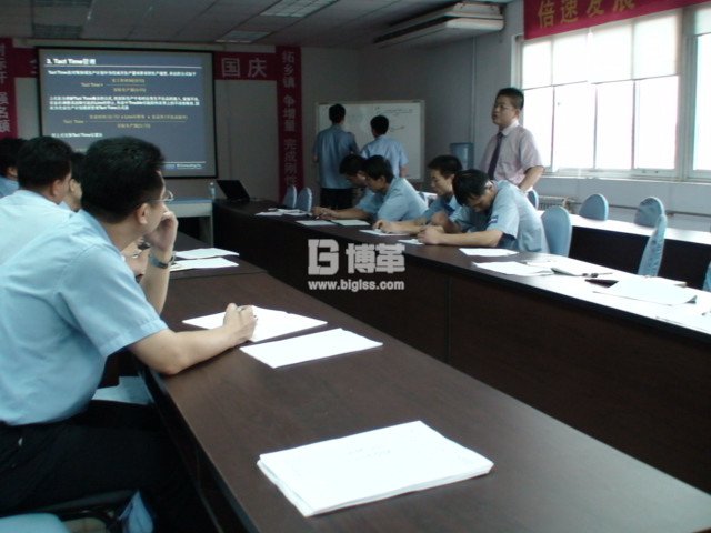 青島海爾滾筒洗衣機班組現(xiàn)場管理培訓金老師授課現(xiàn)場