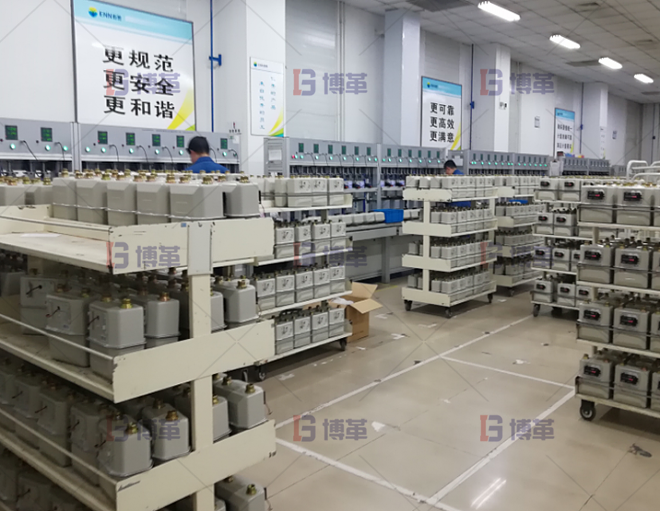 集中測試目視化及規(guī)劃，利用治具進行測試自動化設(shè)計